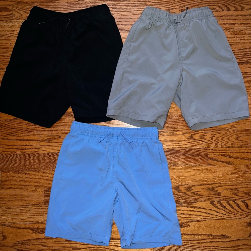 Bundle size M GapFit tech shorts